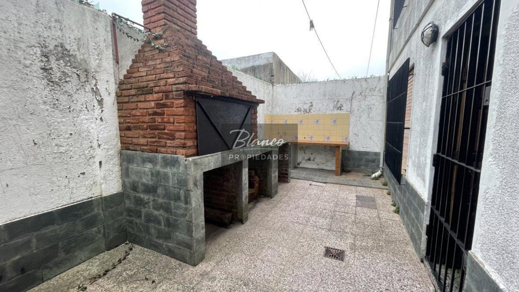 Casa de 5 ambientes amplios - Ideal para vivienda permanente