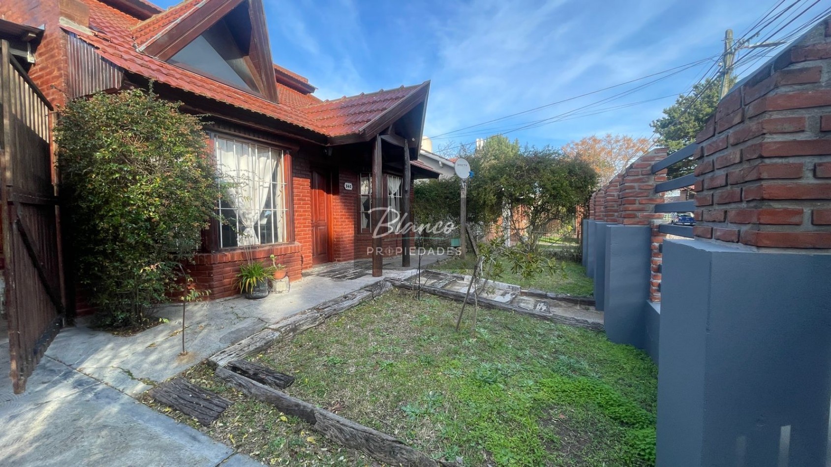 Hermosa casa en venta - Ideal para vivienda permanente!!!