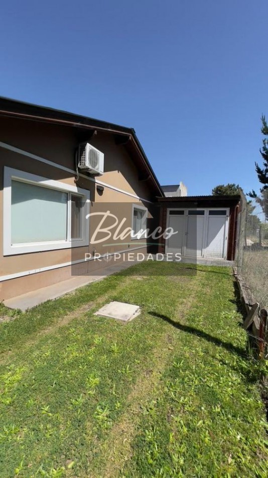 2 CASAS DE 4 AMB EN VENTA EN BARRIO SAN RAFAEL - VENTA EN BLOCK O INDIVIDUAL