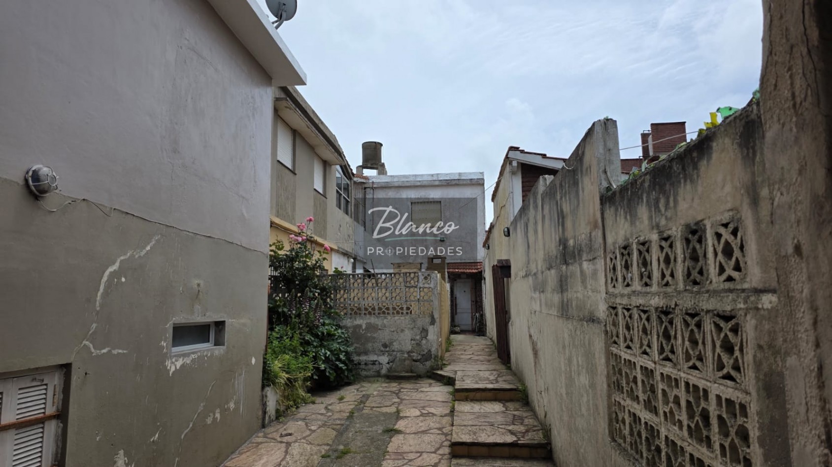 DEPARTAMENTO SIN EXPENSAS A METROS DEL MAR