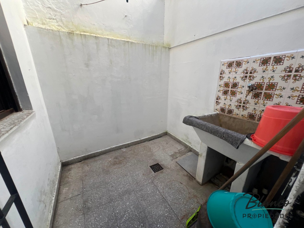  ¡Oportunidad en el centro! Depto 2 Ambientes en Planta Baja