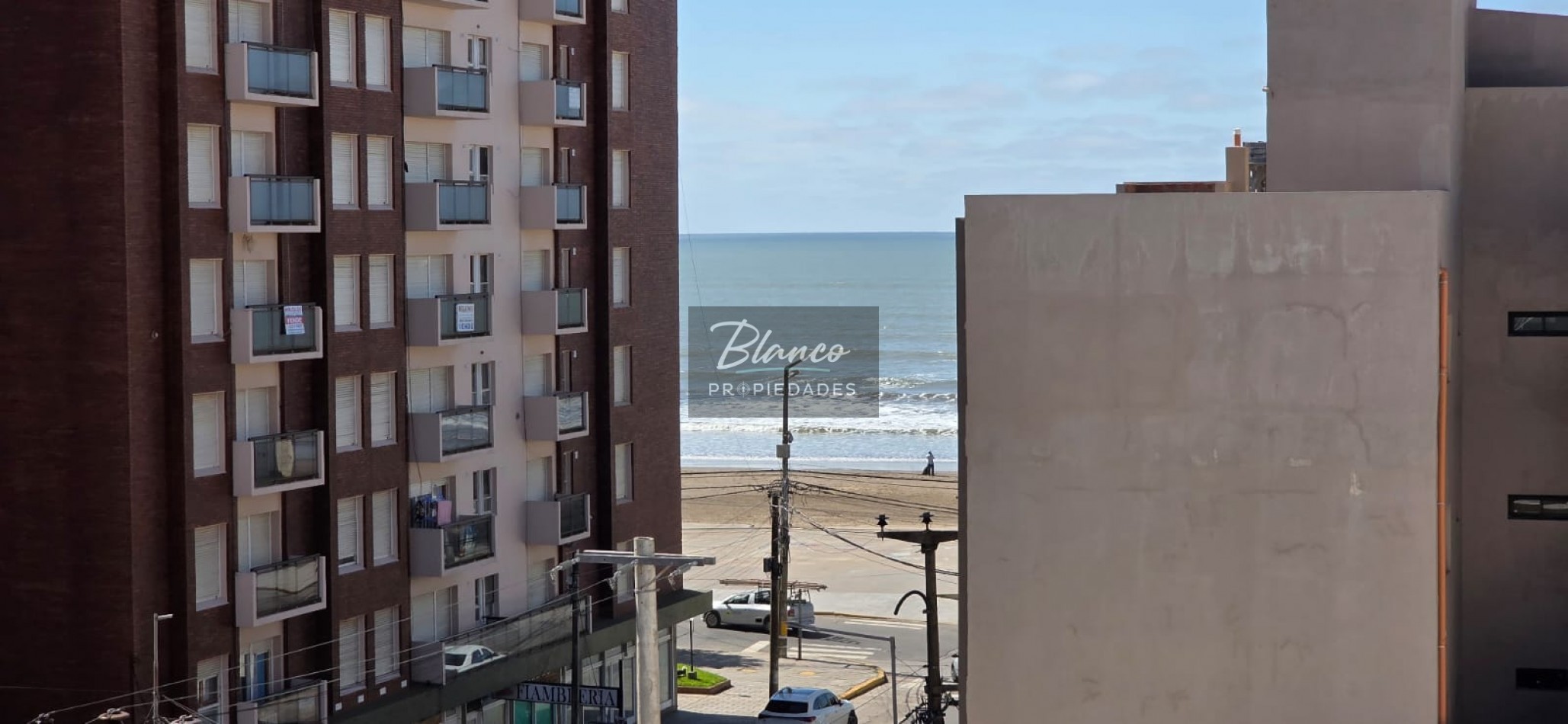 Hermoso 2 ambientes a mts del mar!!!