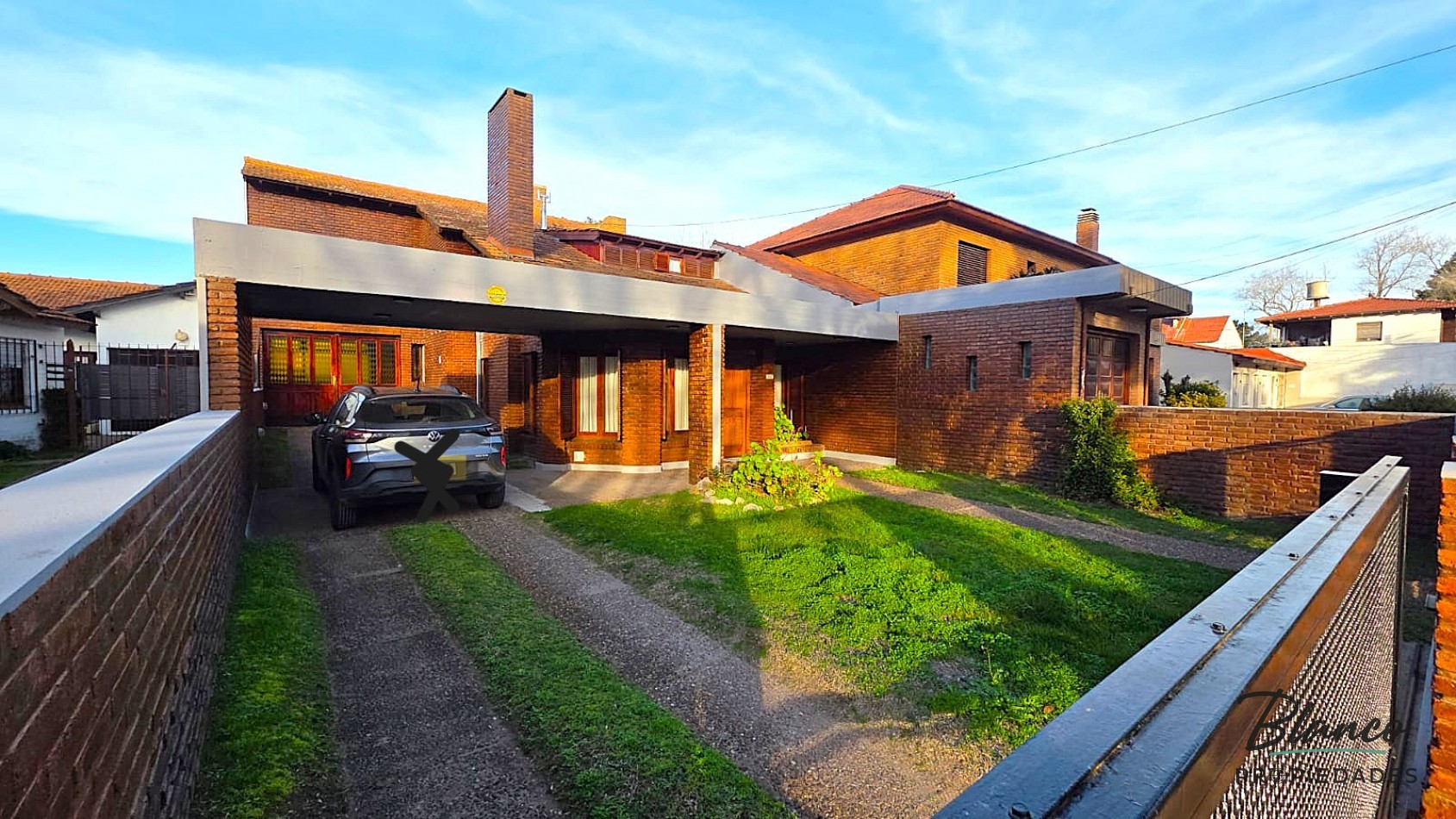  Importante Casa de Categoria de 6 Ambientes - Ideal Vivienda Permanente