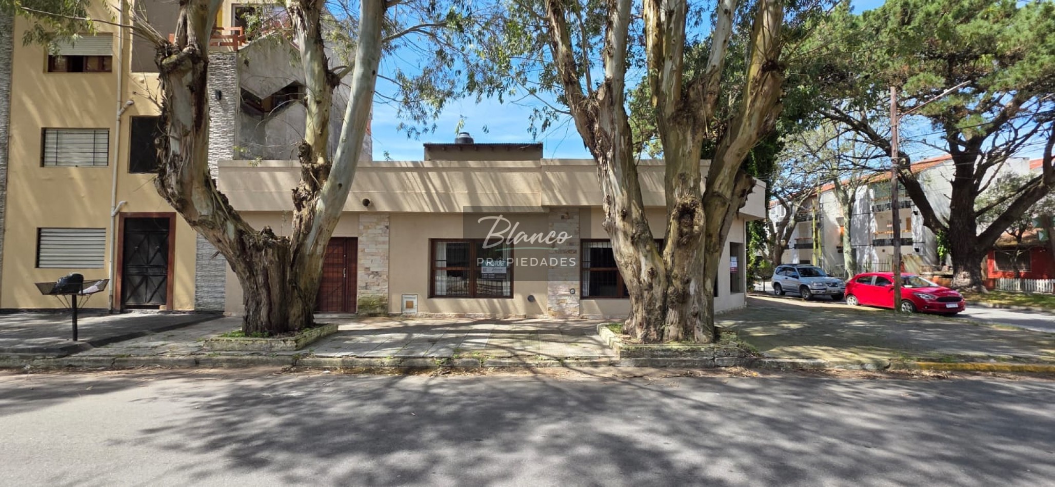 Hermosa Casa en venta - Ideal para vivienda permanente