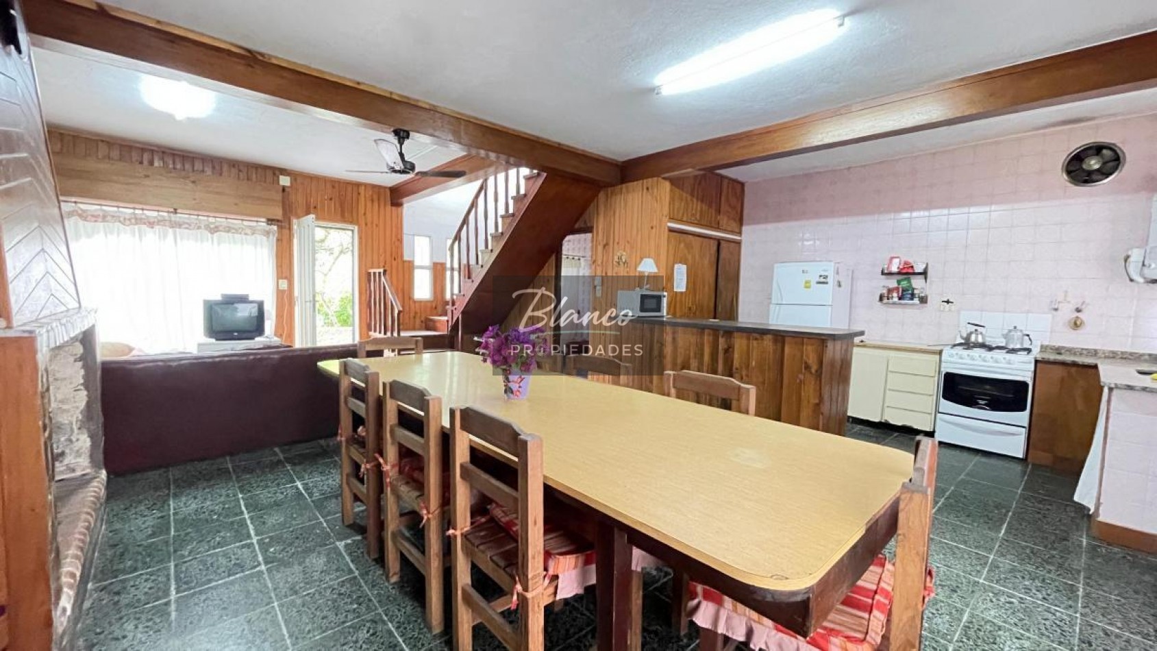 Casa de 5 ambientes amplios - Ideal para vivienda permanente