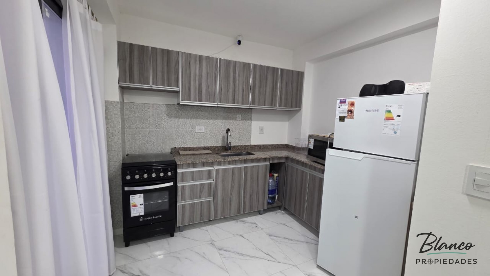 HERMOSO DPTO DE 3 AMBIENTES A MTS DEL MAR CON TERRAZA PROPIA!!!