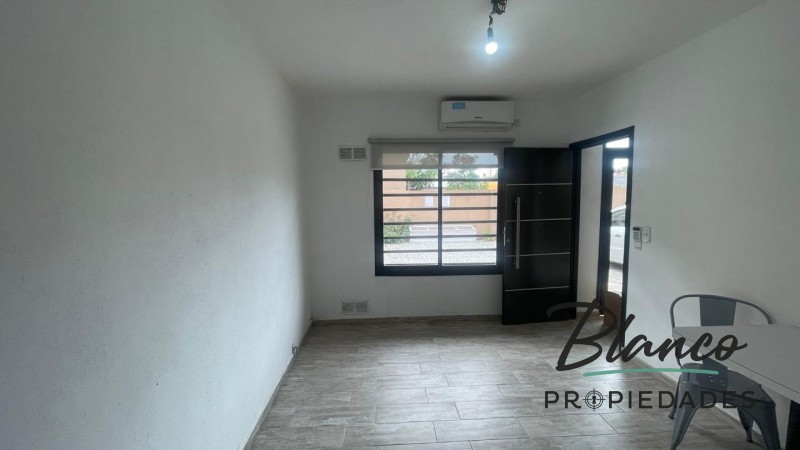 GRAN OPORTUNIDAD VENTA URGENTE DPTO 2 AMBIENTES CON COCHERA