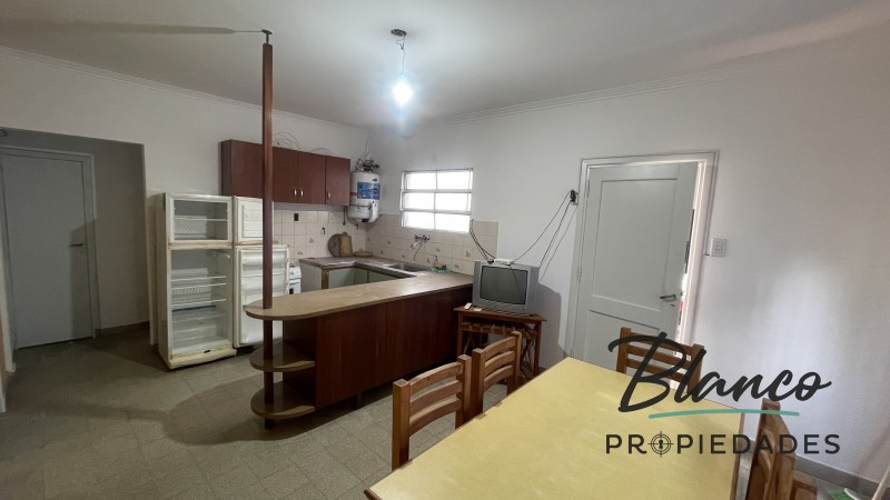 OPORTUNIDAD CASA DE 3 AMBIENTES AL FRENTE!!!