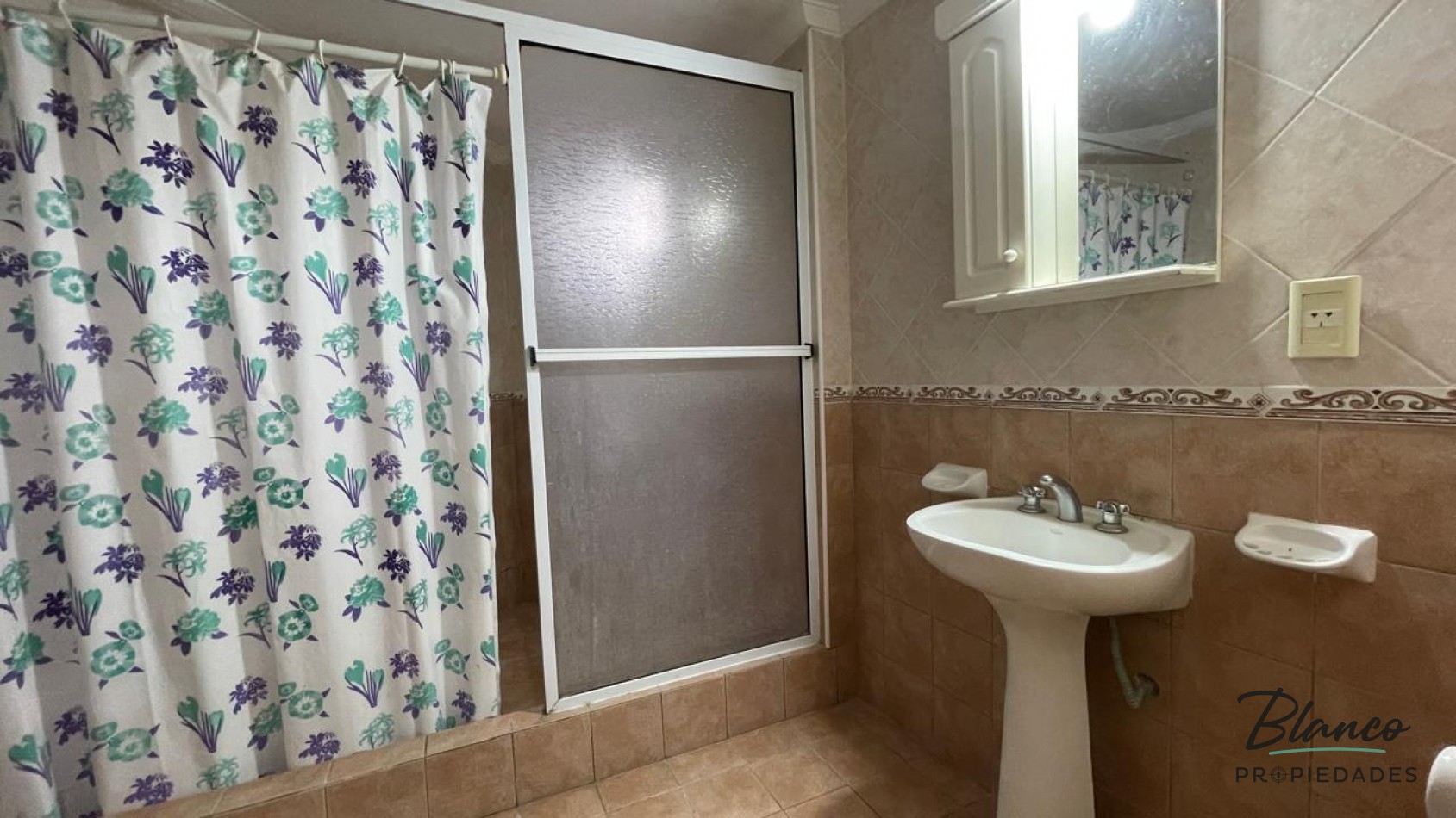 COMPLEJO DE DUPLEX EN VENTA - INDIVIDUAL O EN BLOCK