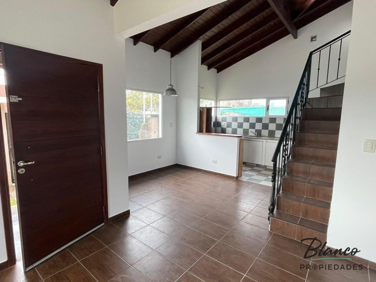 2 CASAS DE 4 AMB EN VENTA EN BARRIO SAN RAFAEL - VENTA EN BLOCK O INDIVIDUAL