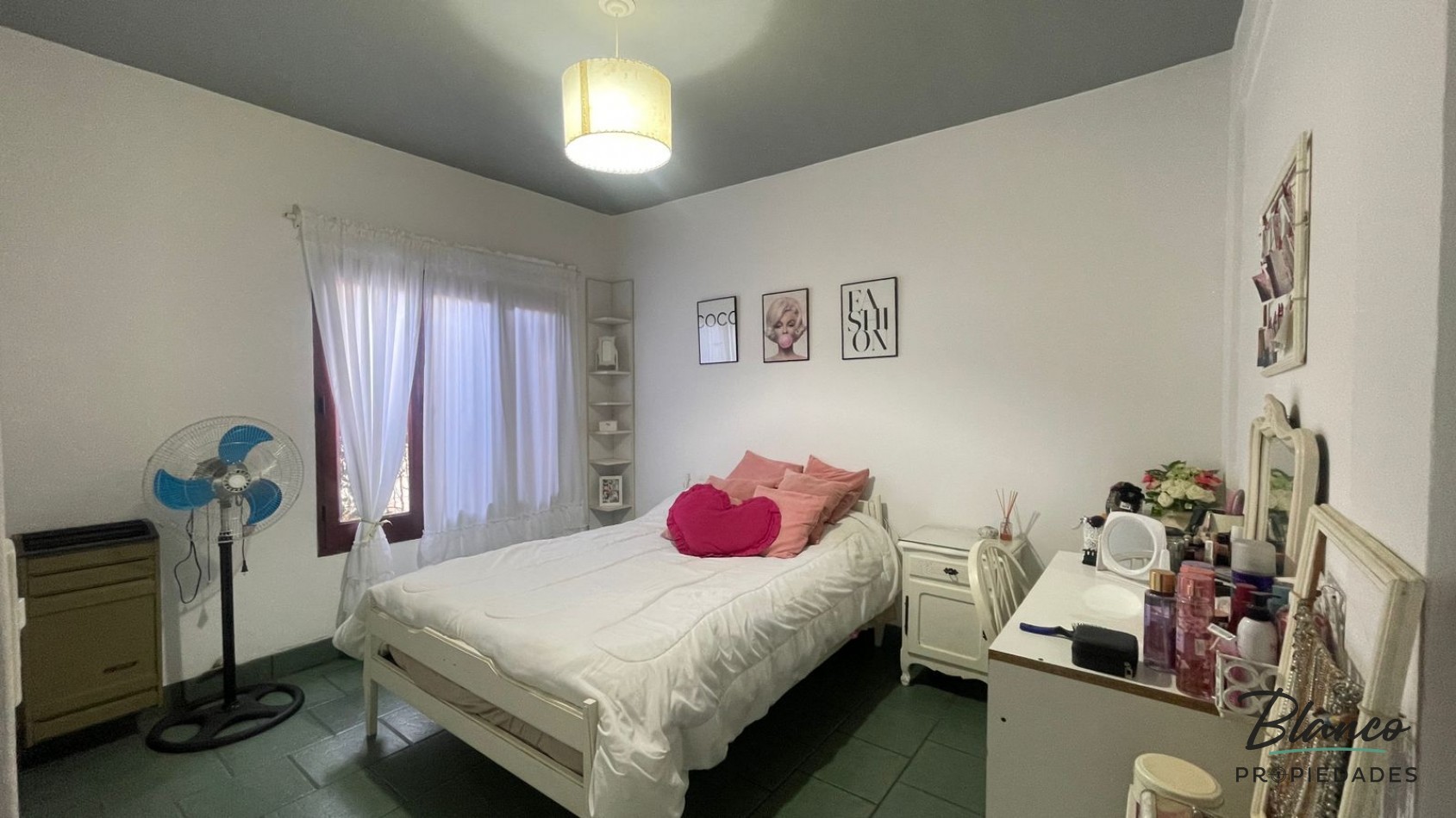 Hermosa casa en venta - Ideal para vivienda permanente!!!
