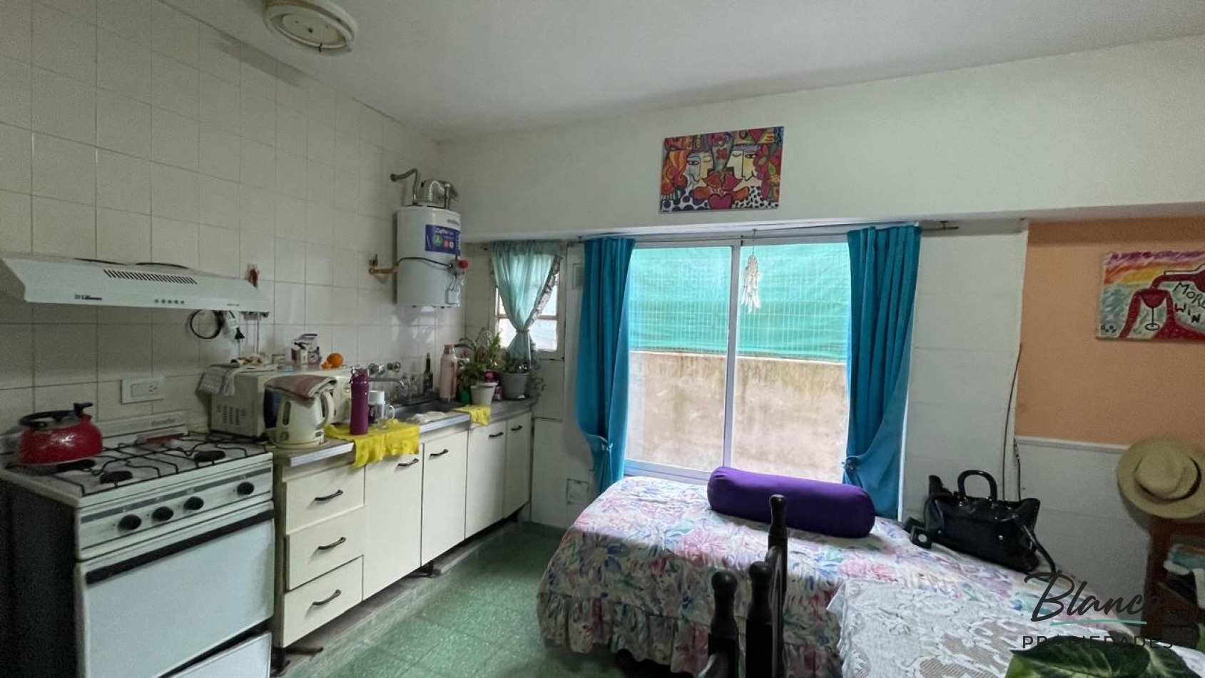 DEPARTAMENTO DE 2 AMBIENTES A METROS DE  AVENIDA  LIBERTADOR  EN 1° PISO