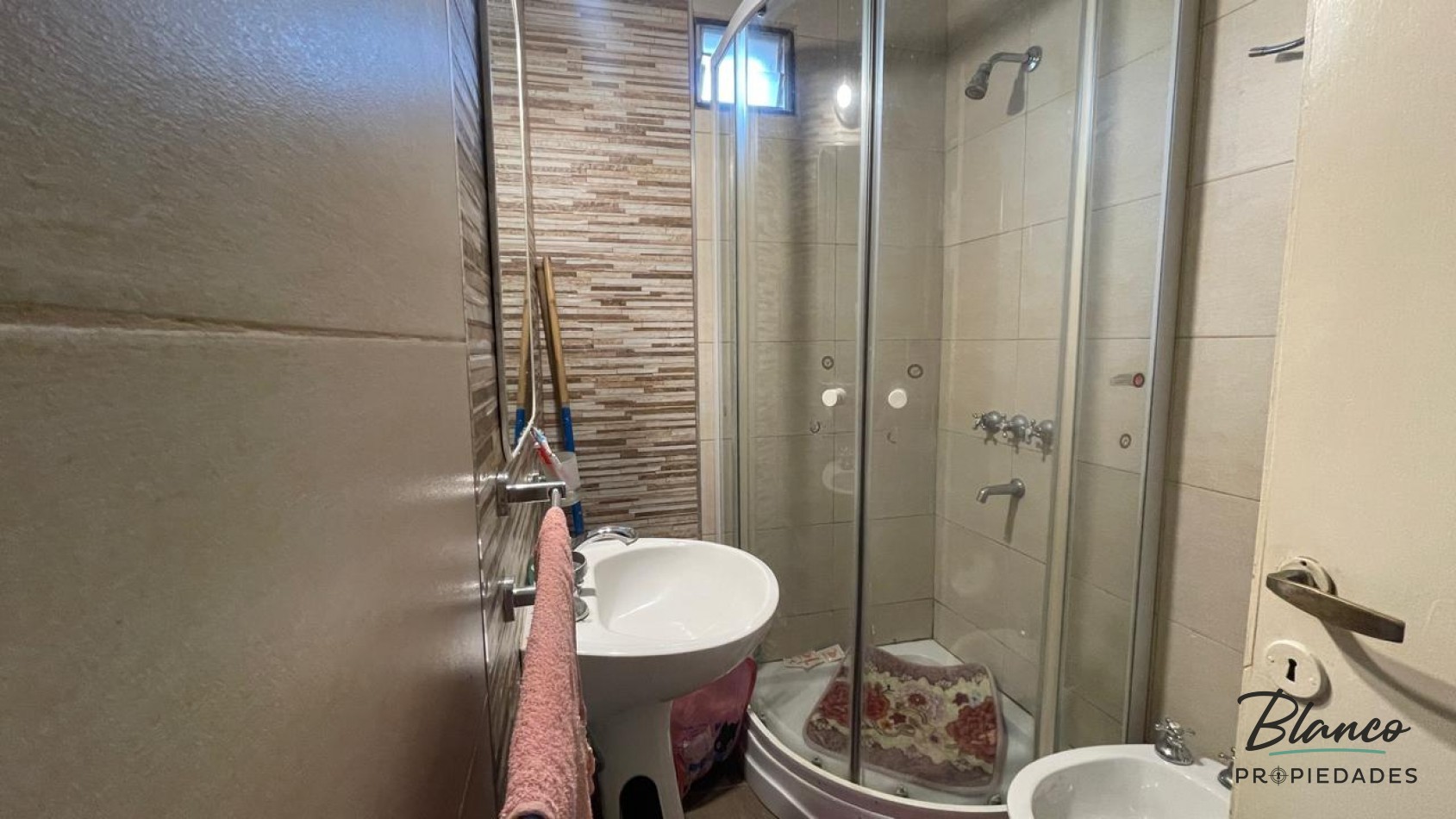 DEPARTAMENTO EN EXCELENTE UBICACION