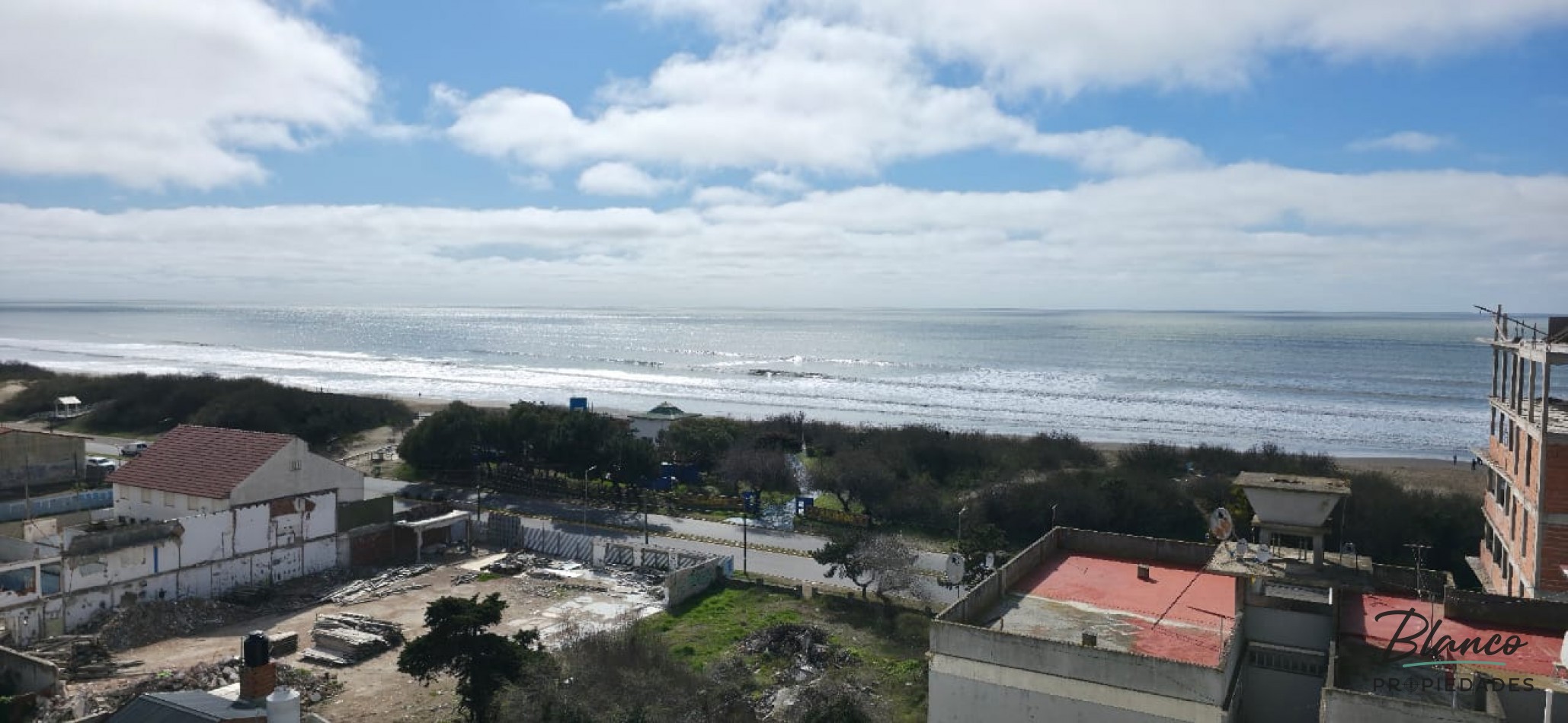 Oportunidad - Departamento 3 ambientes con vista al mar!!!