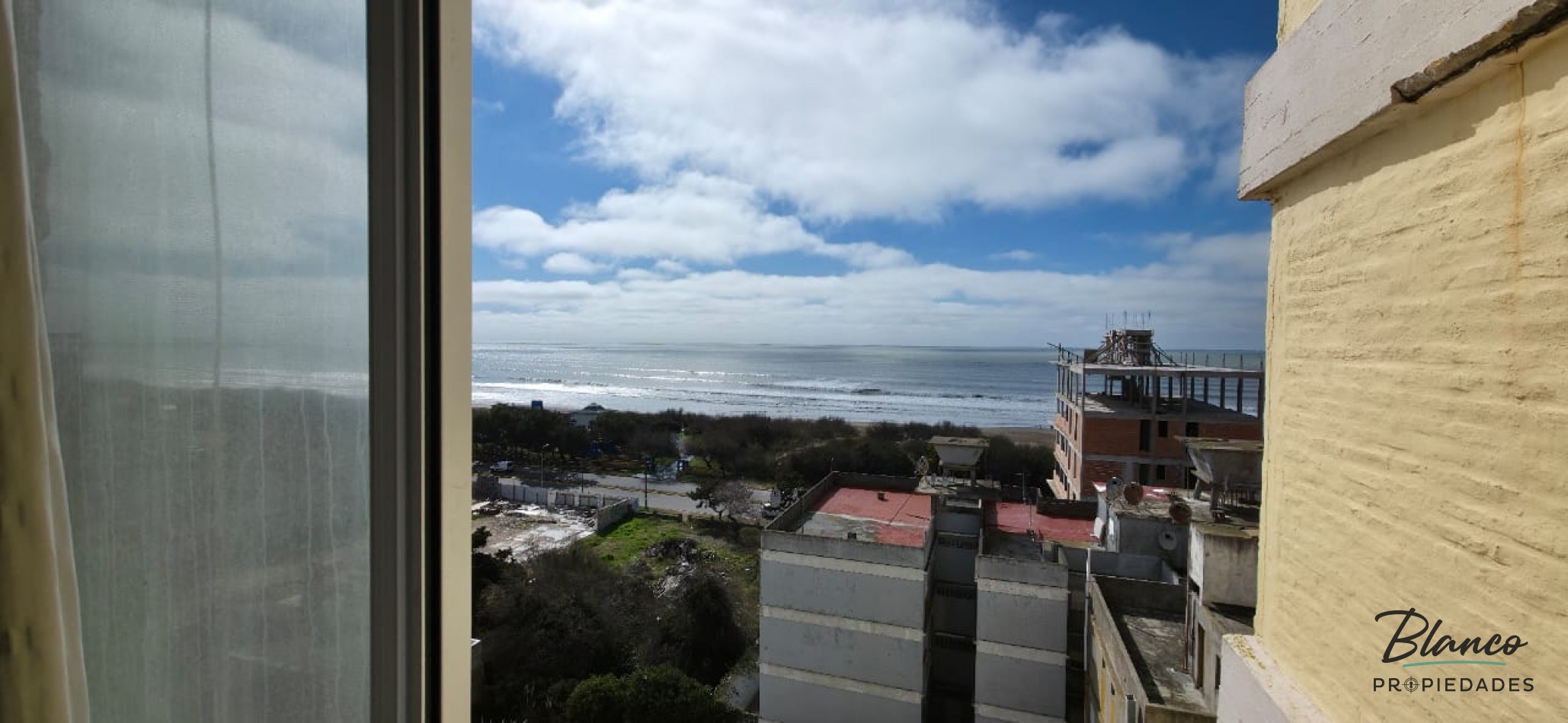 Oportunidad - Departamento 3 ambientes con vista al mar!!!