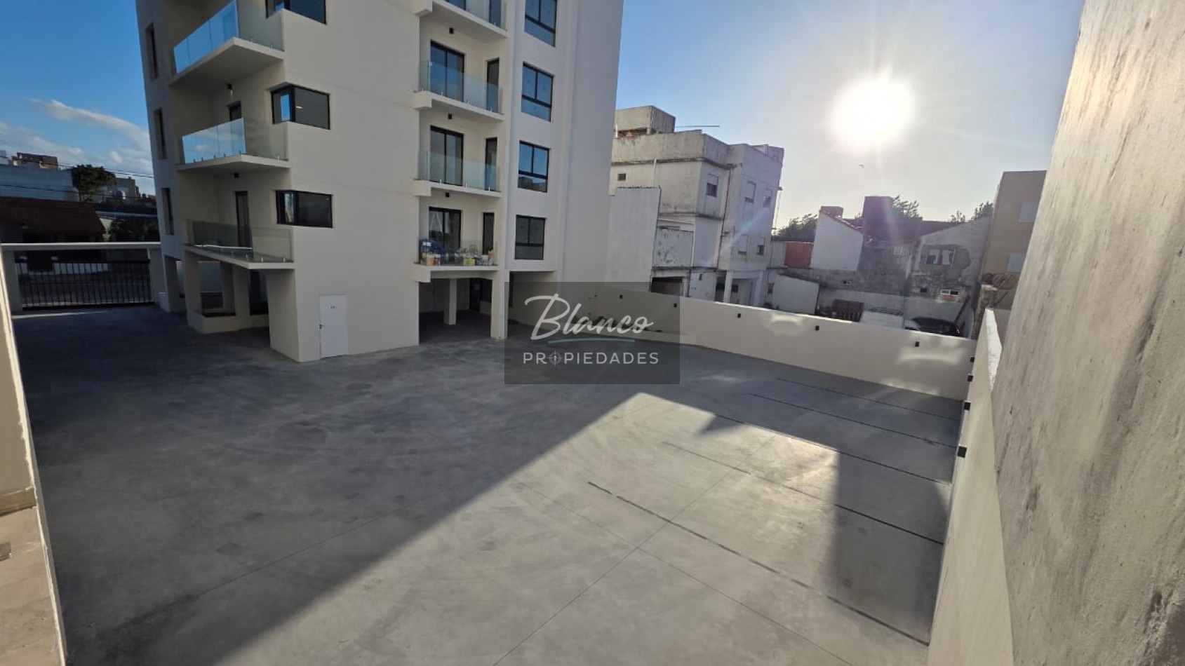 JANO III DEPARTAMENTO DE 2 AMBIENTES UF 1F