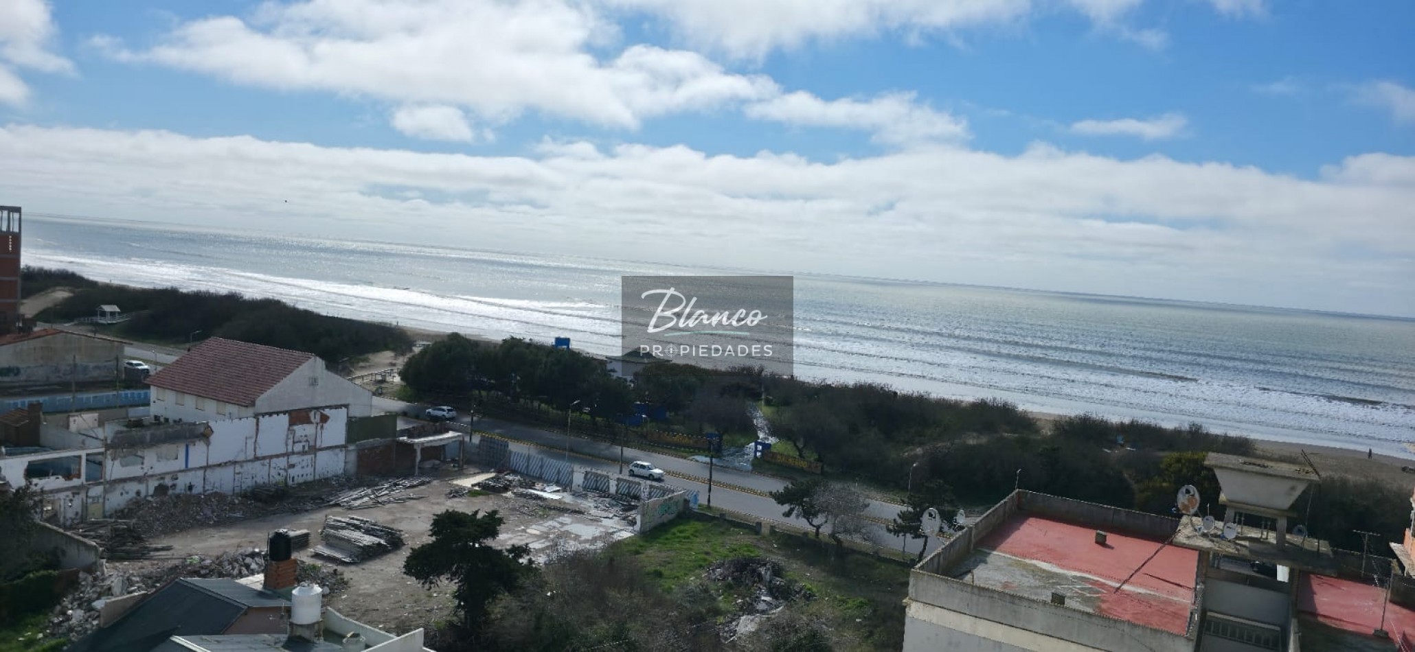 Oportunidad - Departamento 3 ambientes con vista al mar!!!