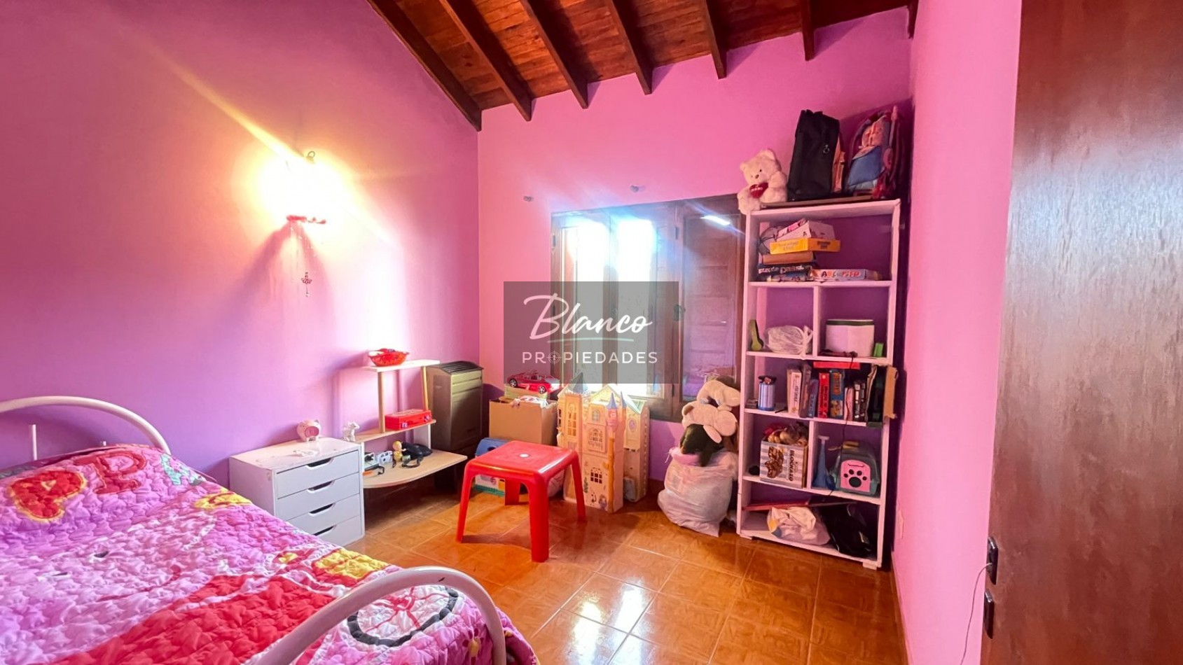 Hermosa casa en venta - Ideal para vivienda permanente!!!