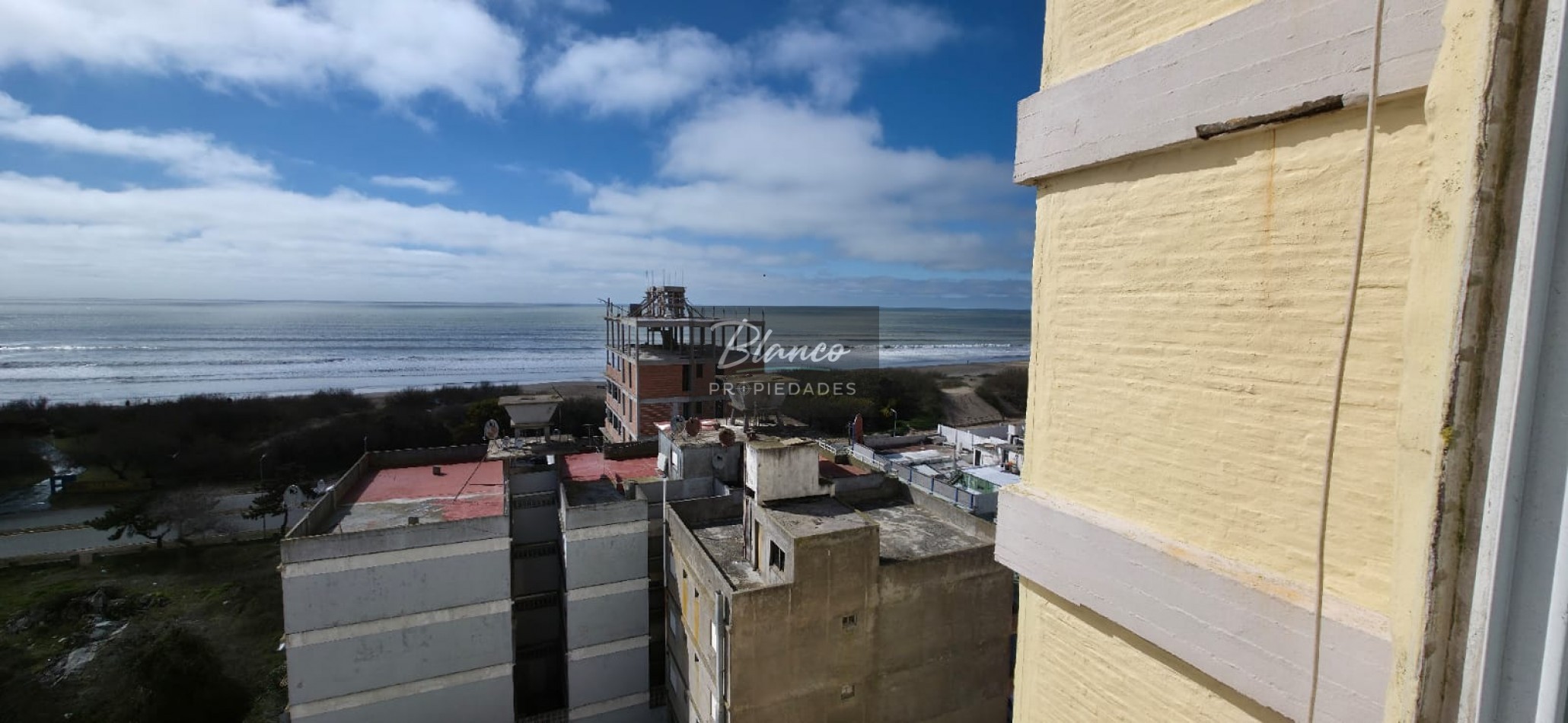 Oportunidad - Departamento 3 ambientes con vista al mar!!!