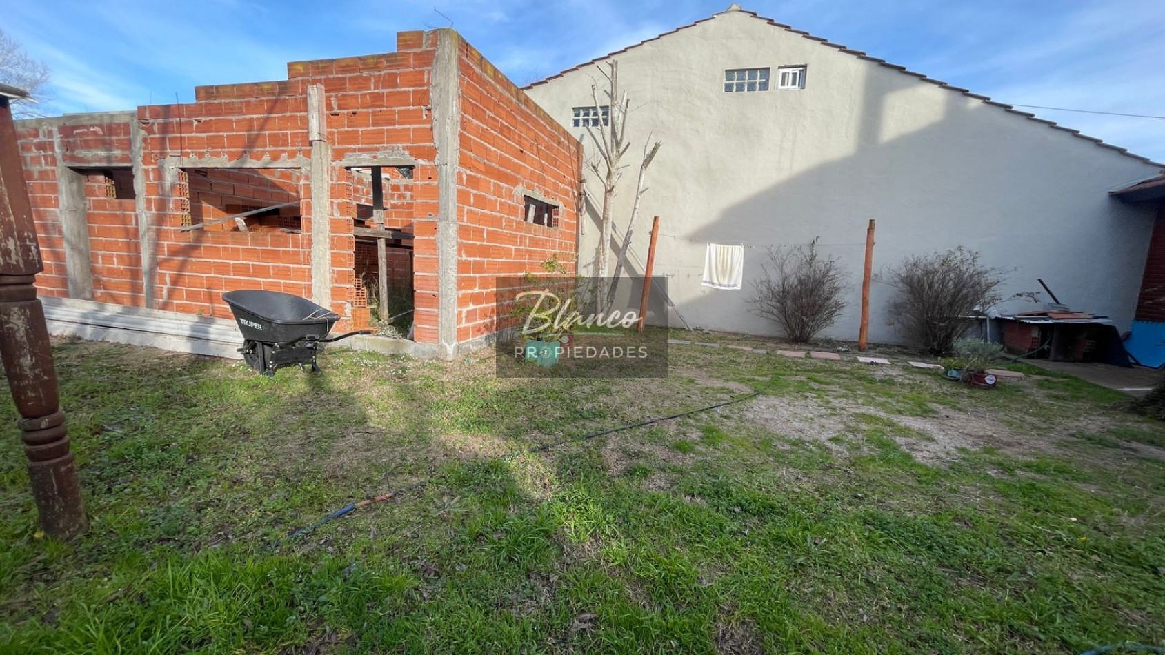 Hermosa casa en venta - Ideal para vivienda permanente!!!