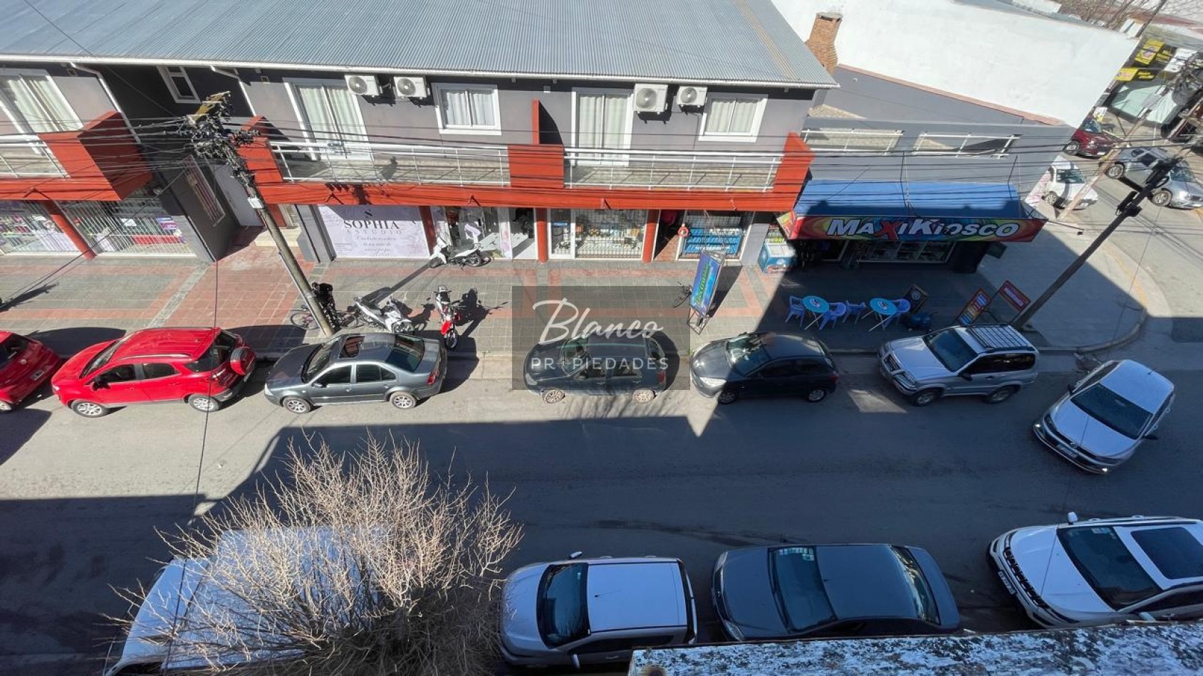 Oportunidad 2 Ambientes al frente en pleno centro