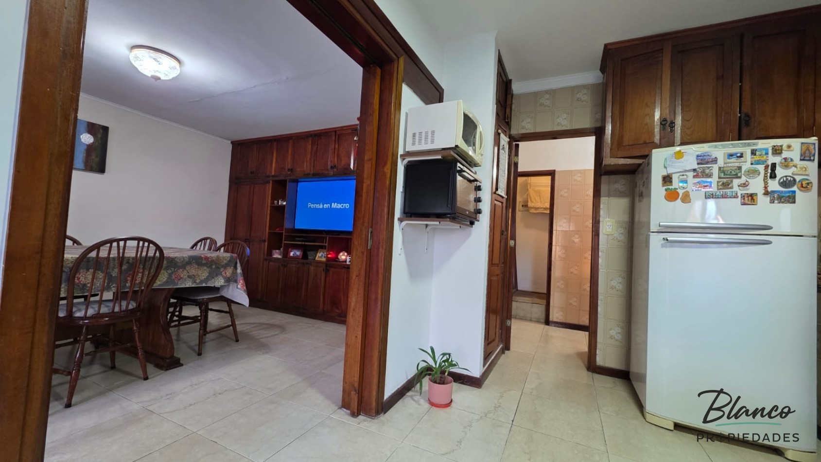  Importante Casa de Categoria de 6 Ambientes - Ideal Vivienda Permanente