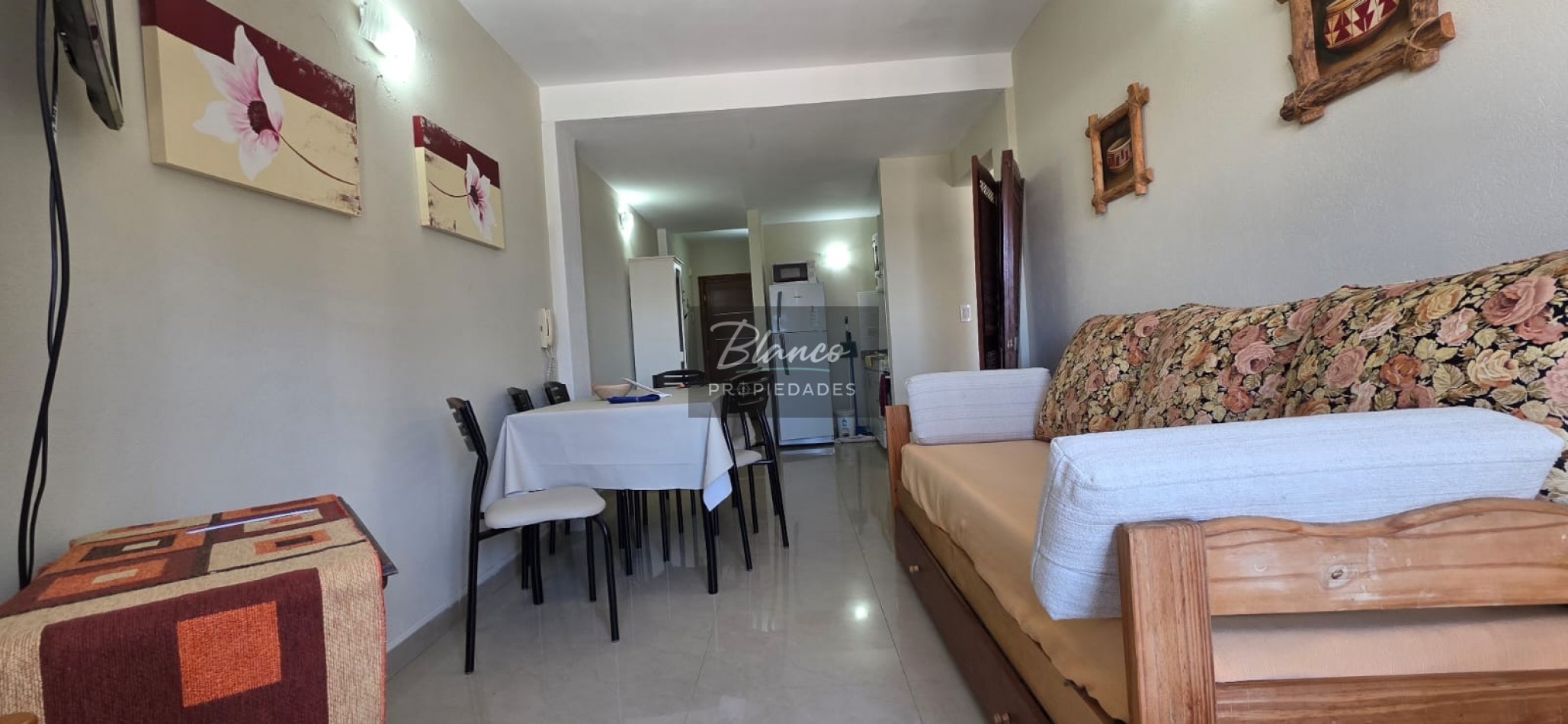 Hermoso 2 ambientes a mts del mar!!!