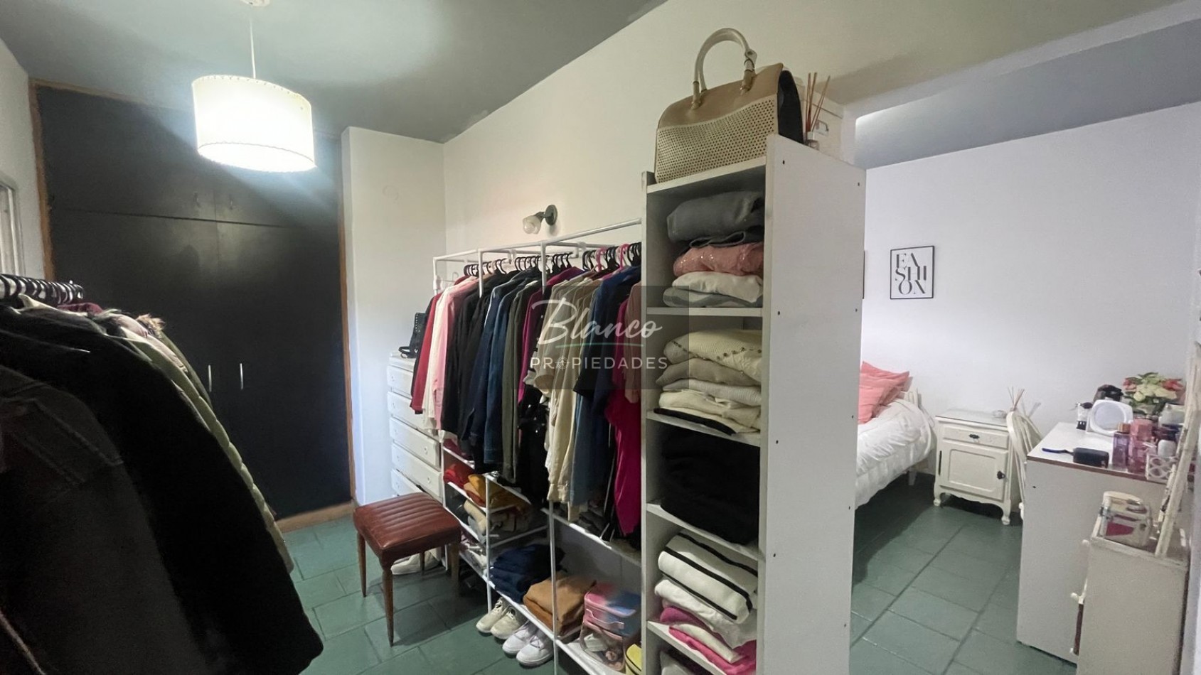 Hermosa casa en venta - Ideal para vivienda permanente!!!