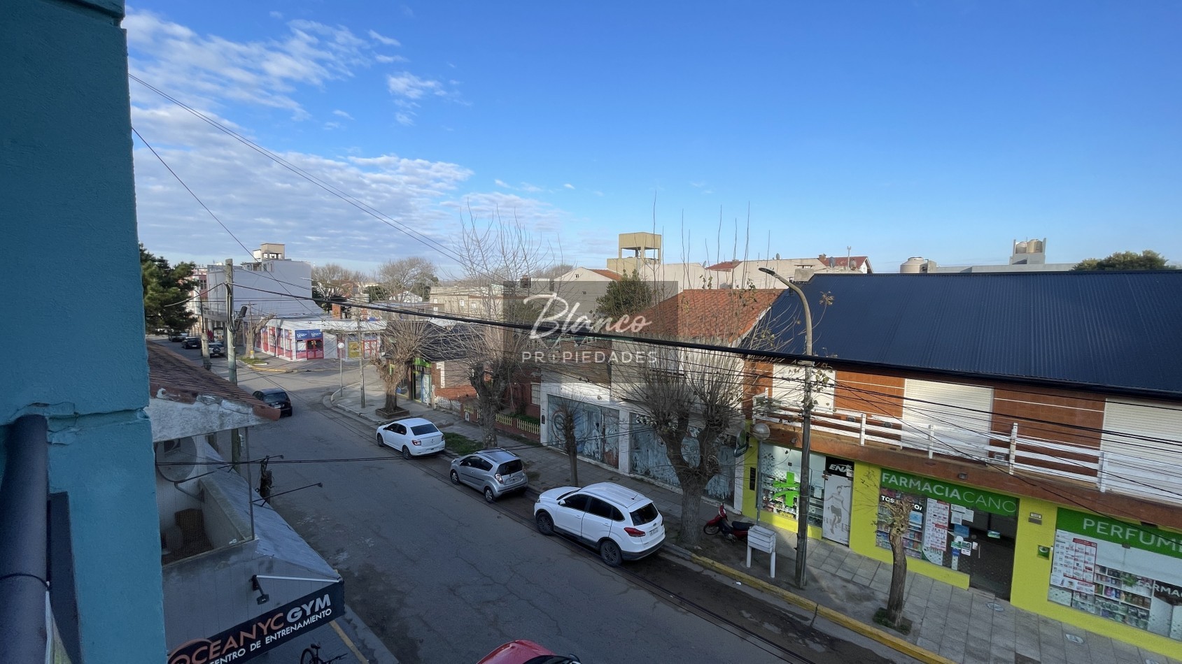 Hermoso 3 ambientes a 100mts del mar sin Expensas!!!