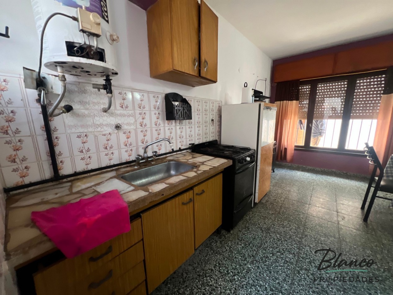  ¡Oportunidad en el centro! Depto 2 Ambientes en Planta Baja
