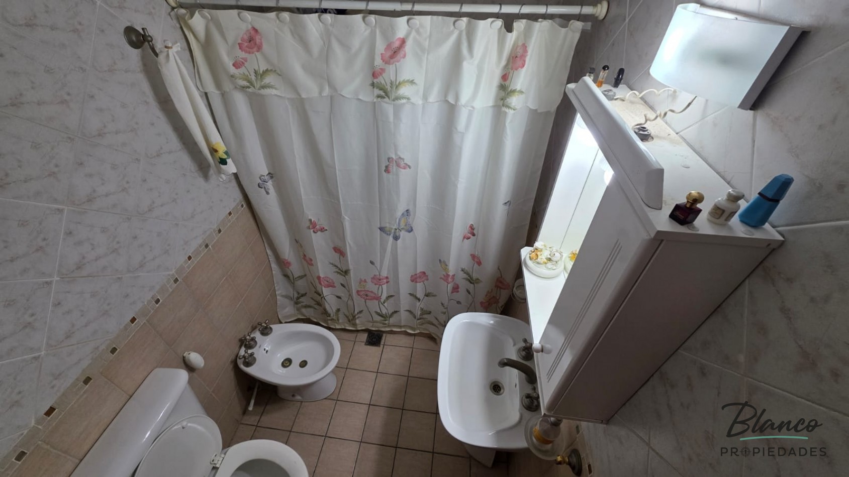  Importante Casa de Categoria de 6 Ambientes - Ideal Vivienda Permanente