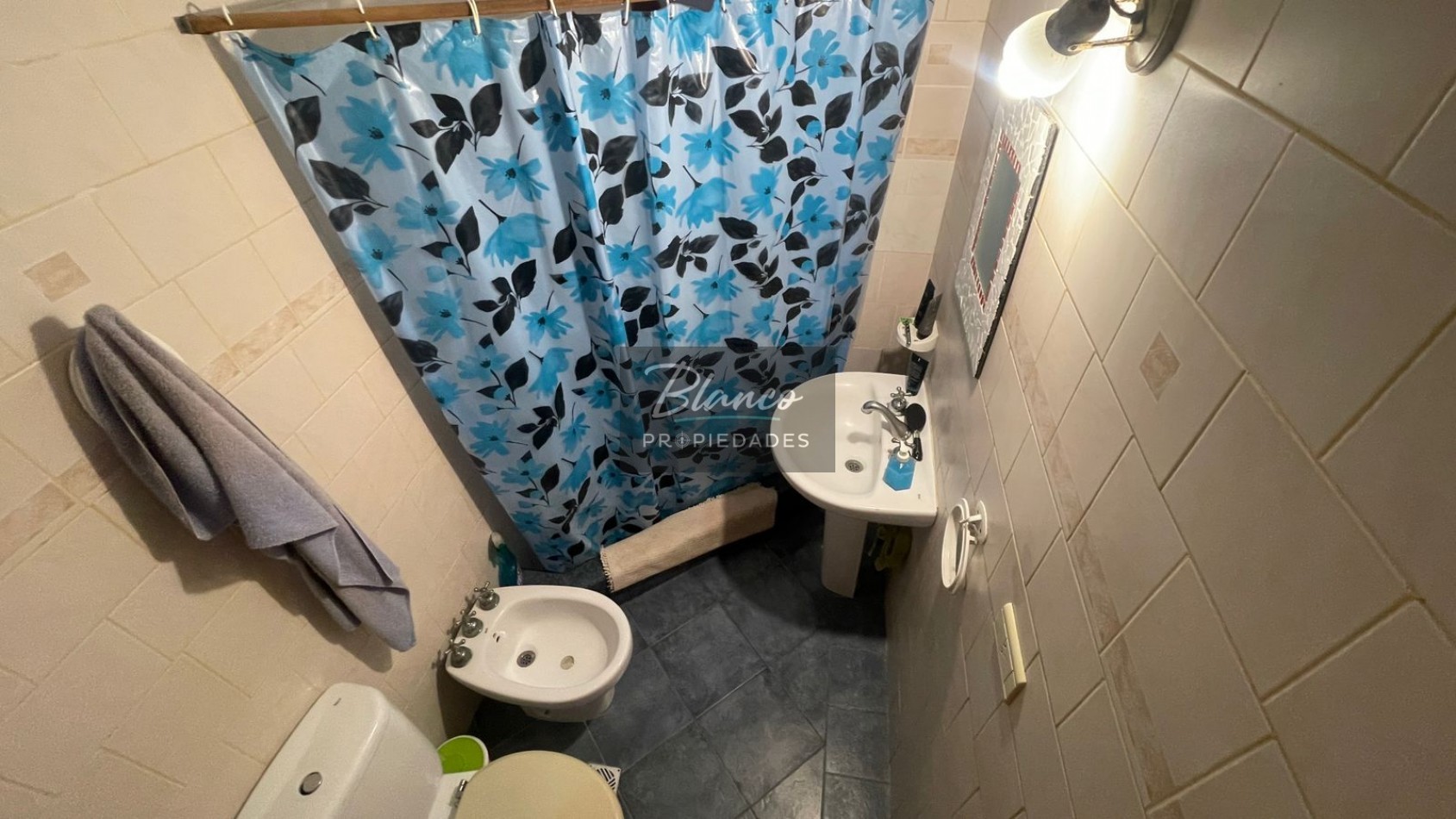 Hermosa casa en venta - Ideal para vivienda permanente!!!