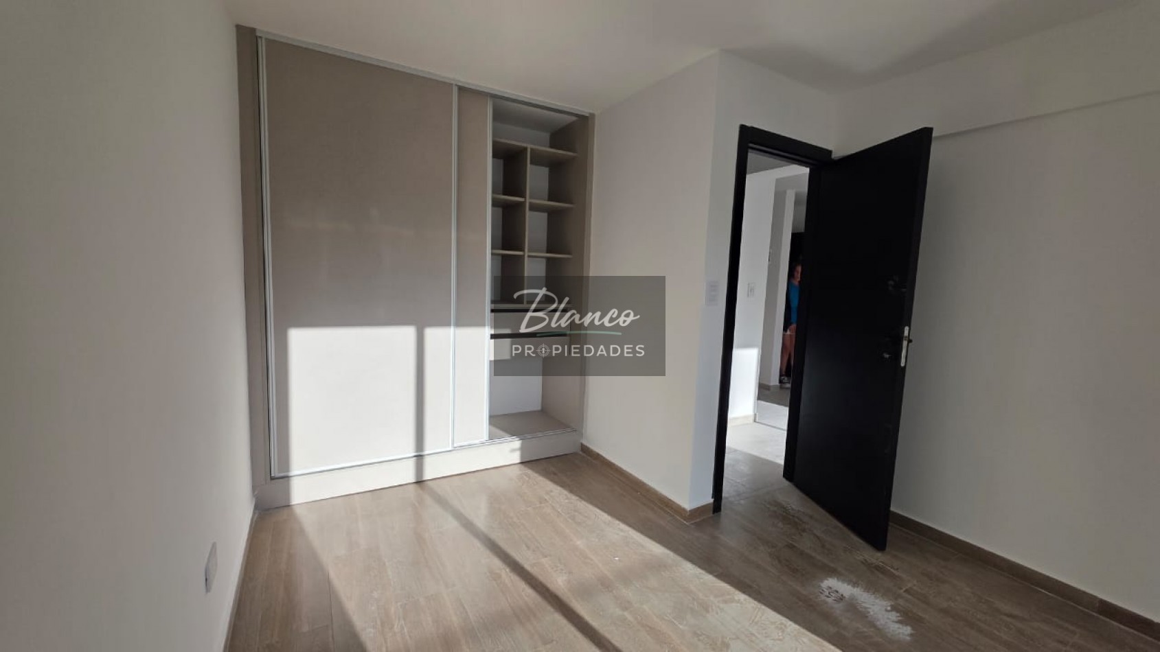 JANO III DEPARTAMENTO DE 2 AMBIENTES UF 1F