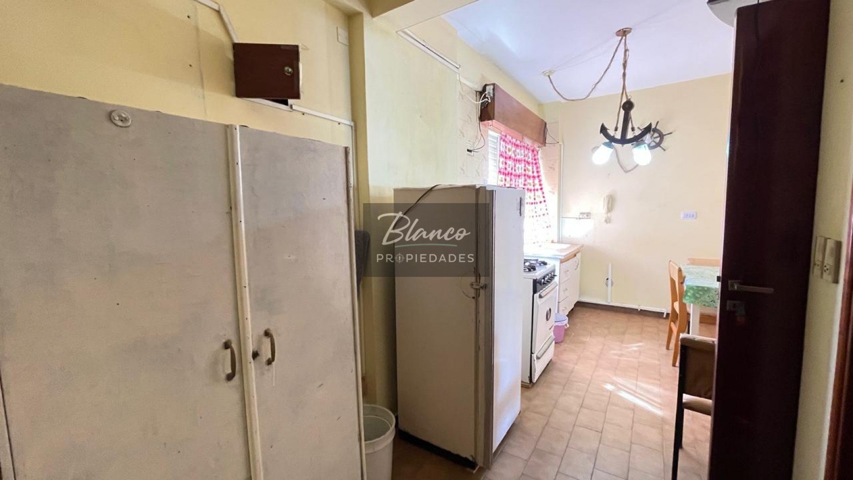 Oportunidad 2 Ambientes al frente en pleno centro