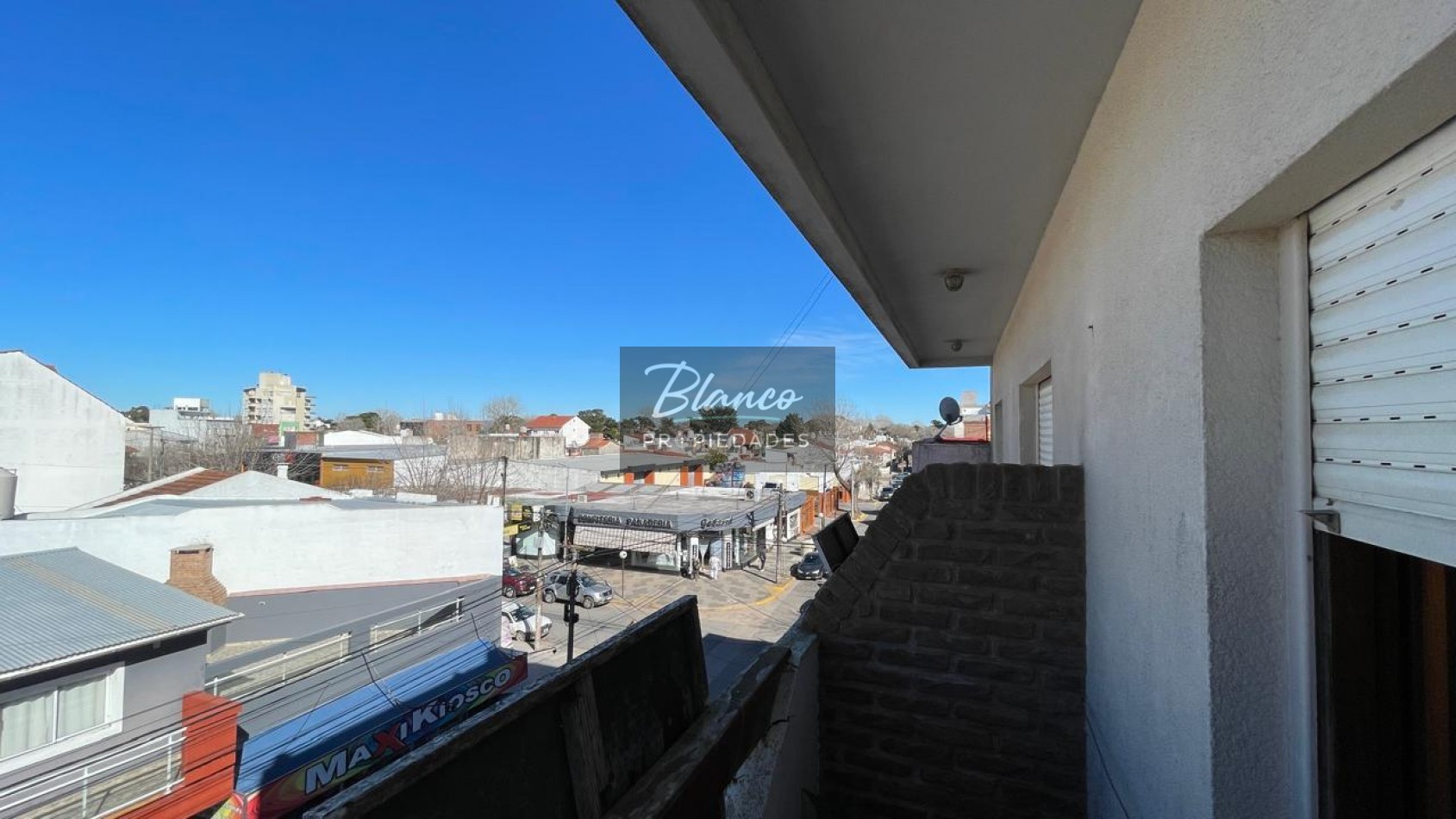 Oportunidad 2 Ambientes al frente en pleno centro