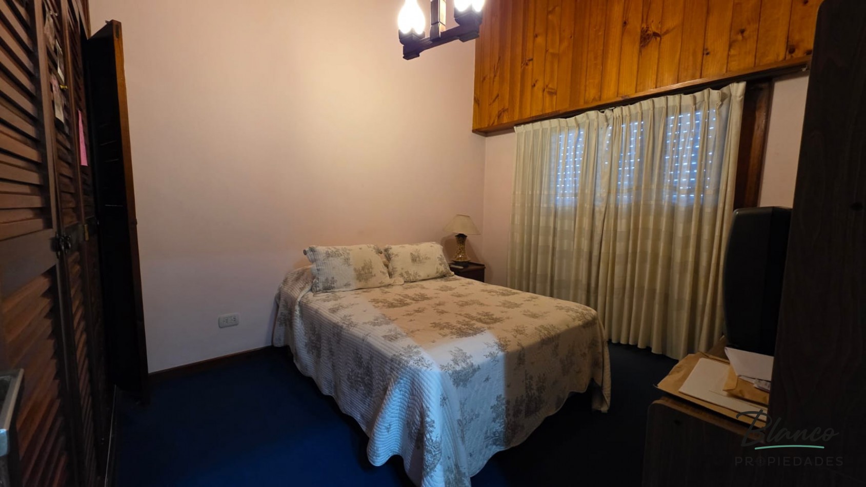  Importante Casa de Categoria de 6 Ambientes - Ideal Vivienda Permanente