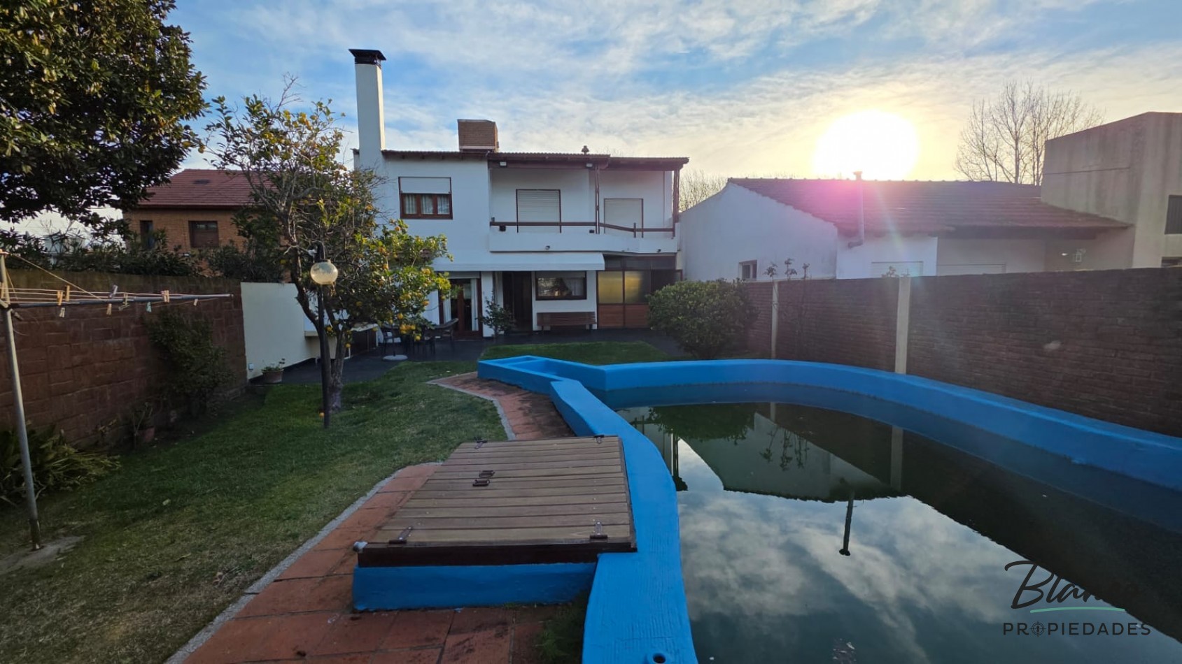  Importante Casa de Categoria de 6 Ambientes - Ideal Vivienda Permanente