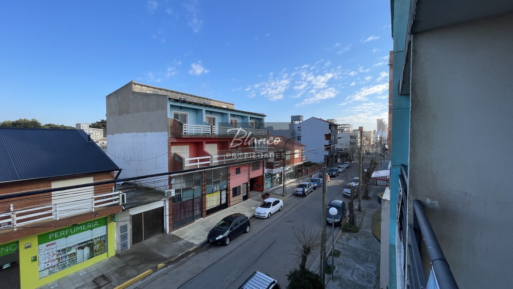 Hermoso 3 ambientes a 100mts del mar sin Expensas!!!