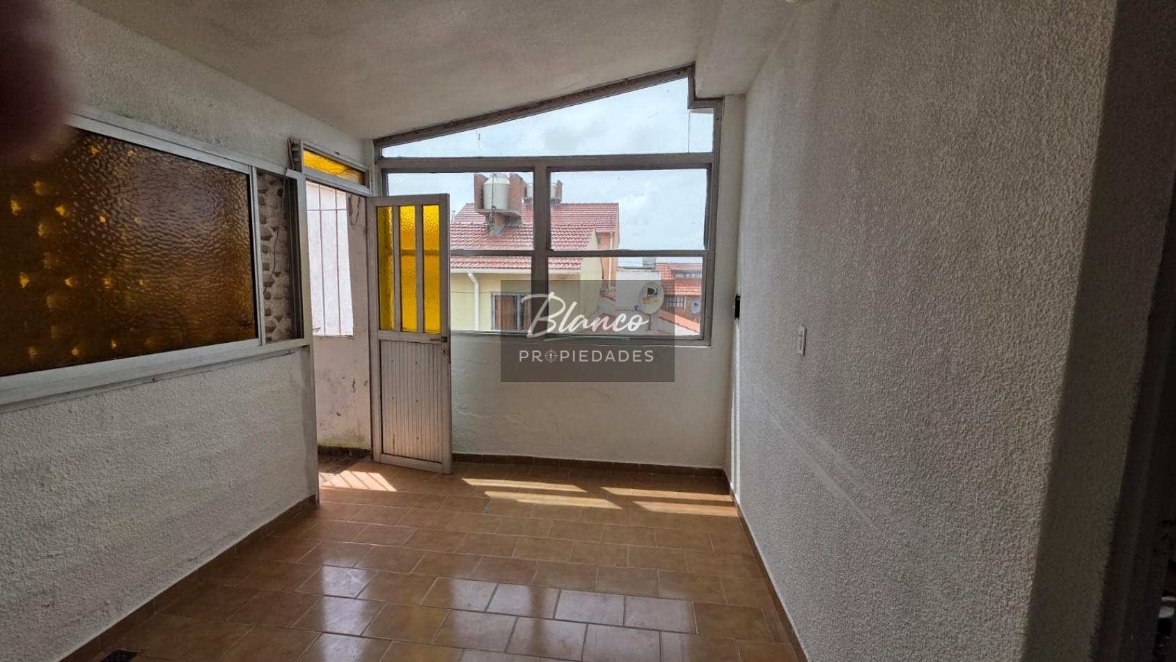 DEPARTAMENTO SIN EXPENSAS A METROS DEL MAR