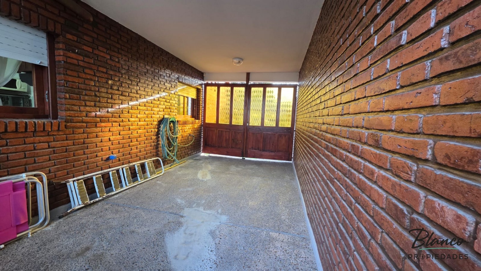  Importante Casa de Categoria de 6 Ambientes - Ideal Vivienda Permanente