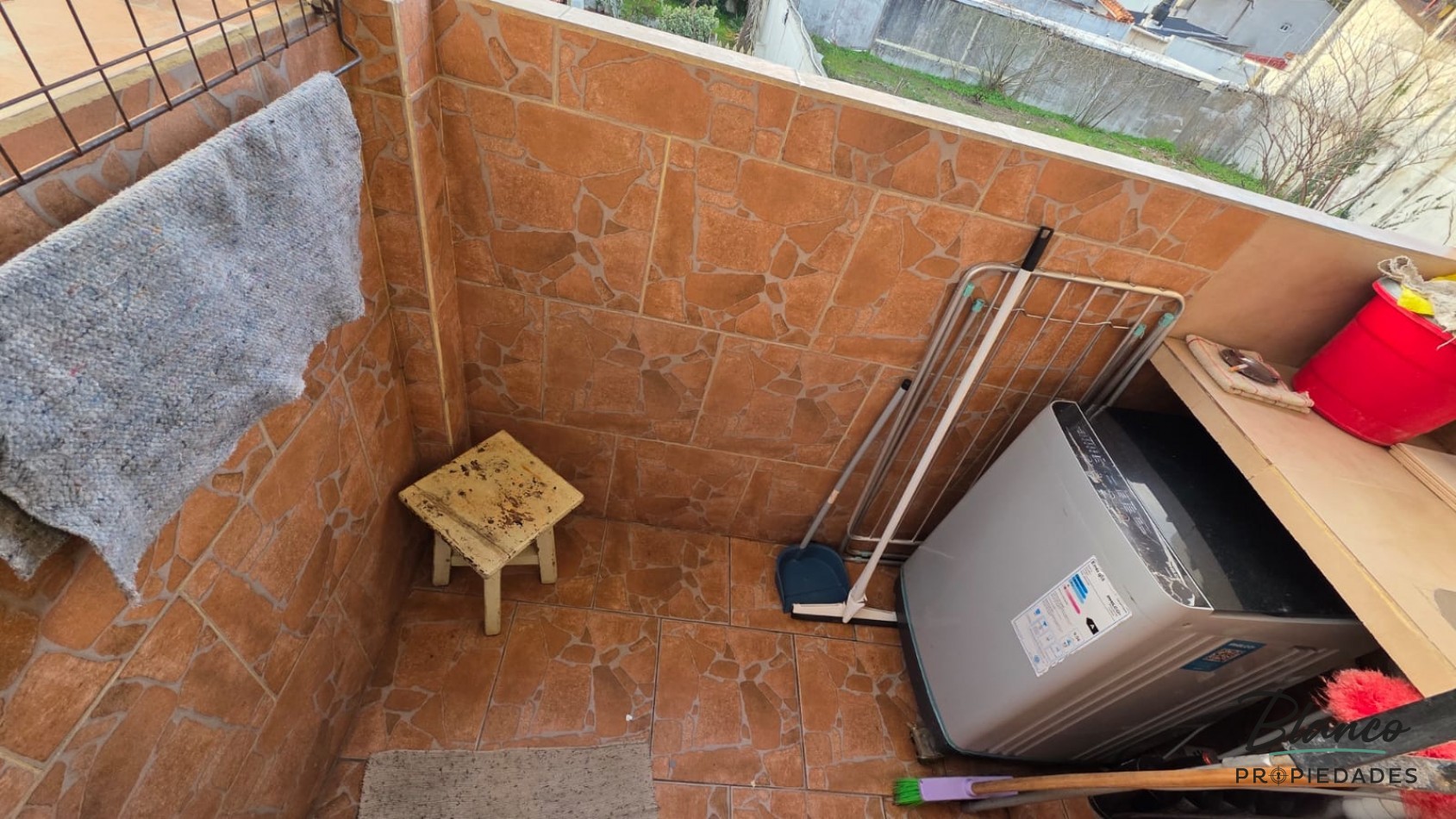 Hermoso Departamento de 3 ambientes con Gas natural - Ideal Para Vivienda Permanente!!!