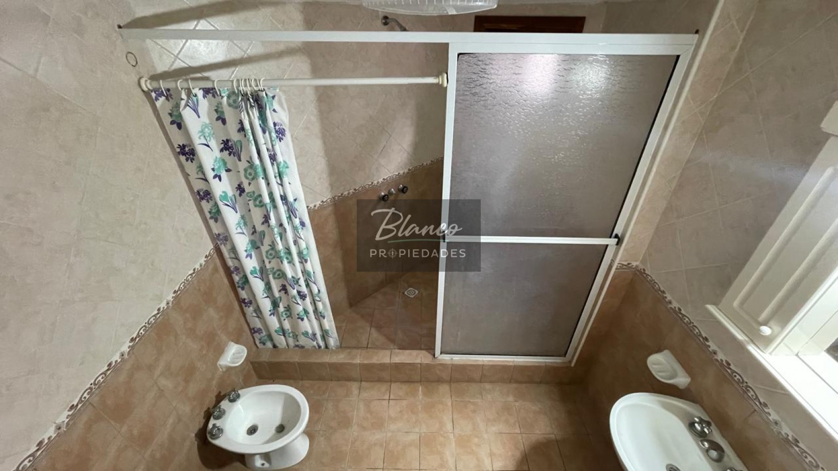 COMPLEJO DE DUPLEX EN VENTA - INDIVIDUAL O EN BLOCK