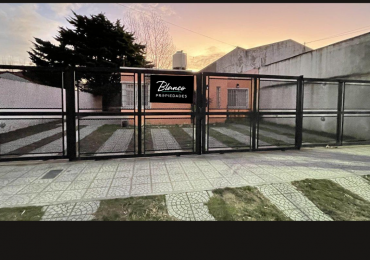 Oportunidad!!! 2 Departamentos en block s/lote de 500mts