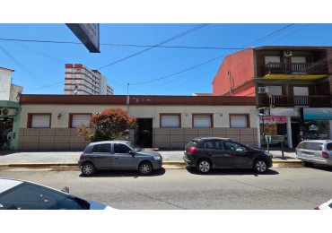 Hermoso departamento en pleno centro de 2 1/2 ambientes con muy bajas expensas!!