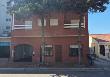 Complejo de 4 Departamentos sobre lote de 400mts - Pleno centro - Gran Oportunidad de inversion!!!