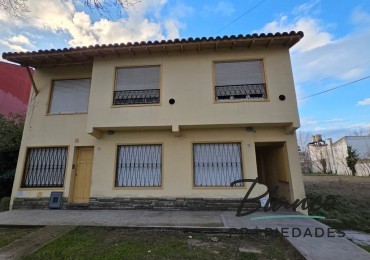 Hermoso Departamento de 3 ambientes con Gas natural - Ideal Para Vivienda Permanente!!!