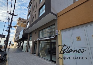 HERMOSO DPTO DE 3 AMBIENTES A MTS DEL MAR CON TERRAZA PROPIA!!!